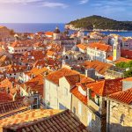 Punaisia kattoja Dubrovnikin vanhassa kaupungissa