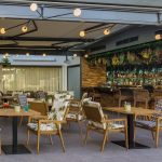 Waves baari, Palmyra Beach Hotel, Glyfada, Kreikka