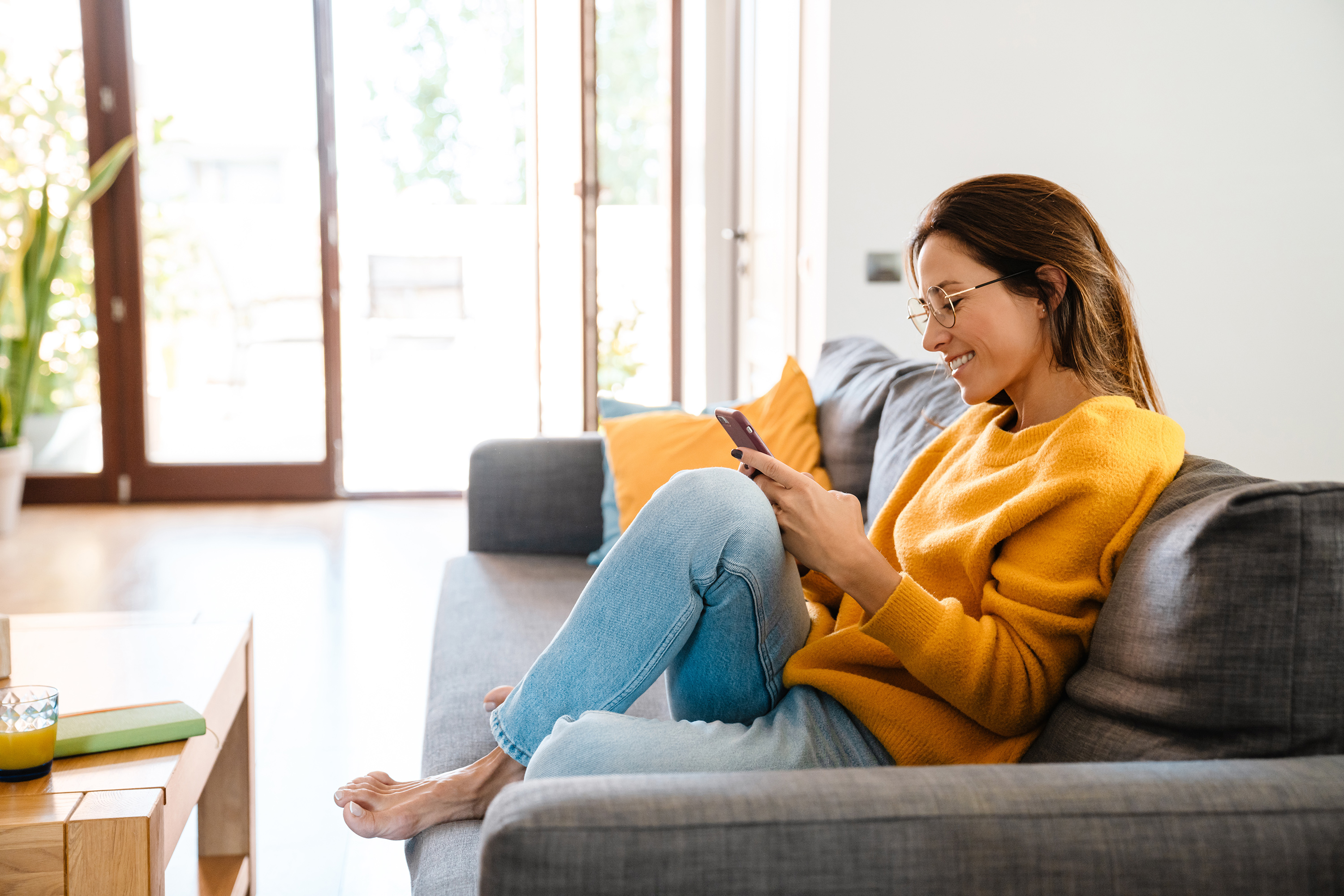 ennen_matkaa_kotona_Stock_386422921