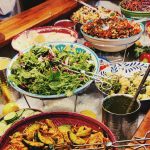 Hermans-ravintolan buffetpöydän antimia