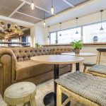 Hotellin viihtyisä ravintola