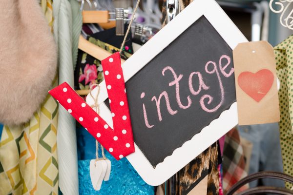 Aarteita kirpputoreilta