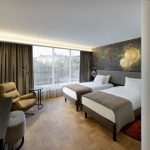 Superior-huone erillisin vuotein