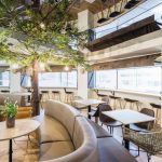 Hotellin viihtyisä ravintola