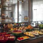 Aamiaistarjoilu ravintolassa