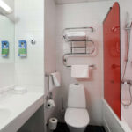 Superior-huoneen kylpyhuone