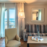 Superior-huoneen oleskelualue