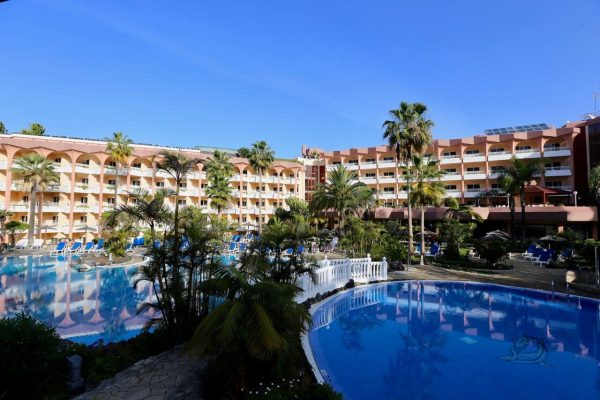 Puerto de la Cruz, Puerto Palace