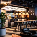 Green Room ravintolan salissa on teatteritunnelmaa