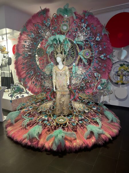 Helmikuu on Teneriffan karnevaalikuukausi!