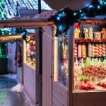 Joulutoreilta löydät lukuisia myyntikojuja