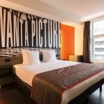 Deluxe huone parivuoteella