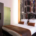 Superior huone, erilliset vuoteet