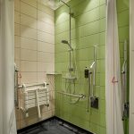 Invahuoneen kylpyhuone