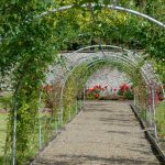 Sesonkien vaihtelua Walled Gardenissa