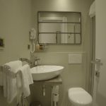 Standard-huoneen kylpyhuone