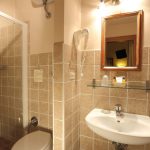 Esimerkkikuva kylpyhuoneesta