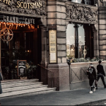 Hotellin sisäänkäynti