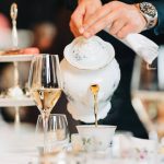 Hotelli tarjoilee myös Afternoon Teata