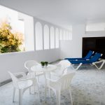 Huoneiston tilava parveke