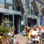 Hotellin ravintolan terassi