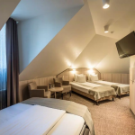 Standard Triple-huone