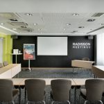 Kokoustila U-muodossa, Park Inn by Radisson Central