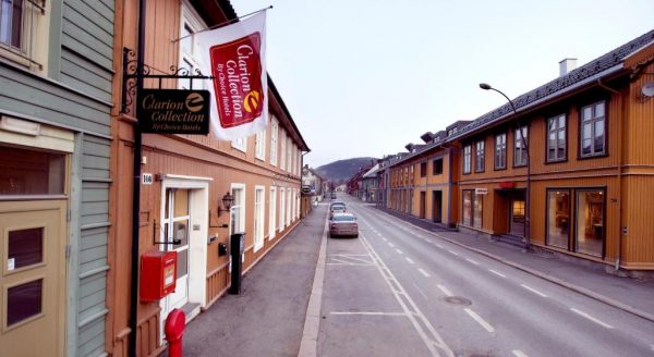 Home Hotel Hammer (ent. Clarion Collection)