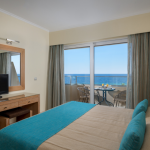 Deluxe Sviitti merinäköalla