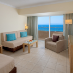 Deluxe Sviitti merinäköalla