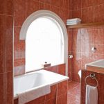 Neljän hengen huone