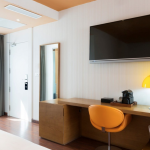 Neljän hengen huone