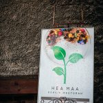 Hea Maa ravintolan kyltti