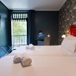 Standard-huone kaupunkinäkymällä