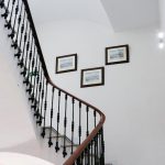 Hotellin vastaanotto ja aula