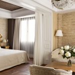 Junior-sviitti porealtaalla