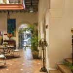 Hotellissa on kaunis sisäpiha