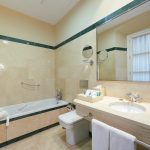 Esimerkkikuva kylpyhuoneesta