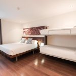 Neljän hengen huone