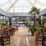 Yksi hotellin ravintoloista