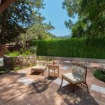 Hotellin ulkoilma-alueita