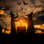 Noidat hämmentävät soppaa.