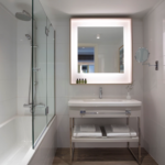 Esimerkkikuva kylpyhuoneesta