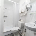 Esimerkkikuva kylpyhuoneesta