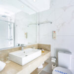 Rhodos Horizon City standard huone kylpyhuone