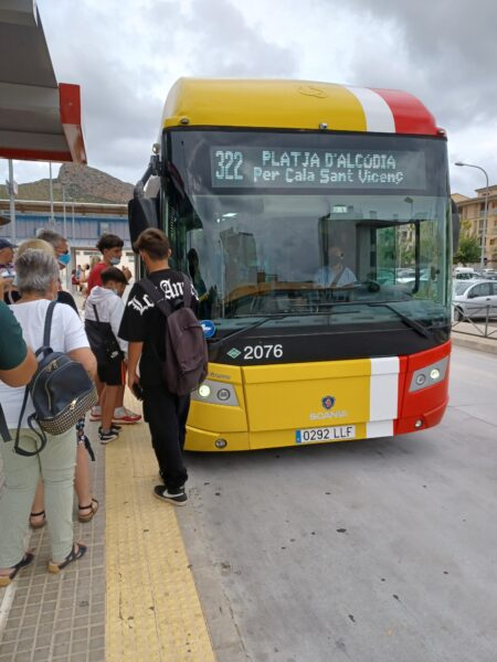 Paikallisbusseilla helposti ja edullisesti