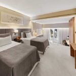 Neljän hengen huone