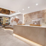 Hotellin vastaanottoaula