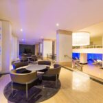 Hotellin aula ja yleisiä tiloja