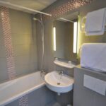 Superior-huoneen kylpyhuone